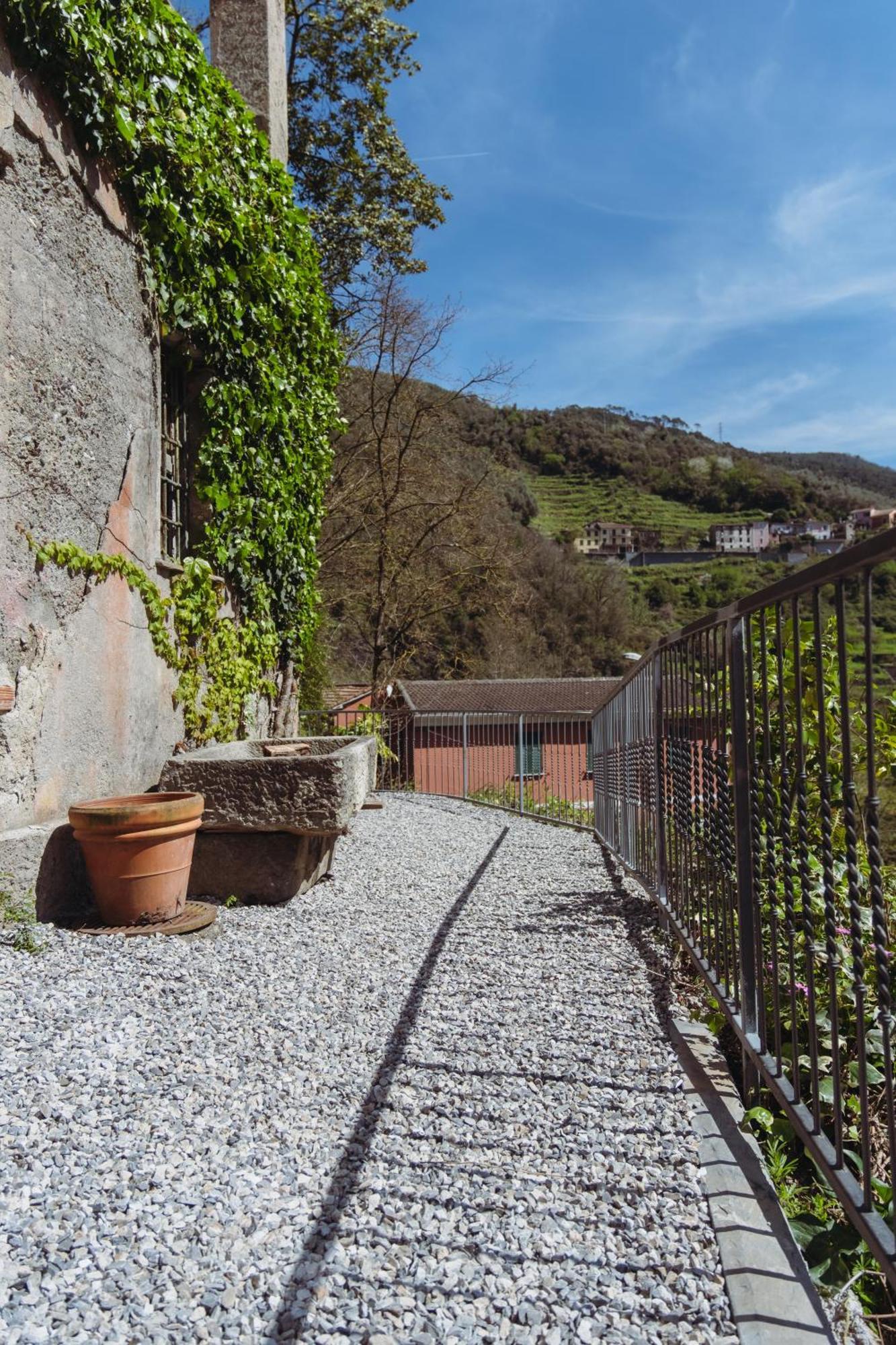 Residenza Nemus Mare E Montagna Lägenhet Graveglia Exteriör bild